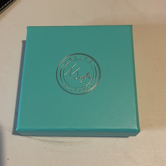 T. Jazelle define yourself, sterling silver heart necklace - Picture 3 of 3